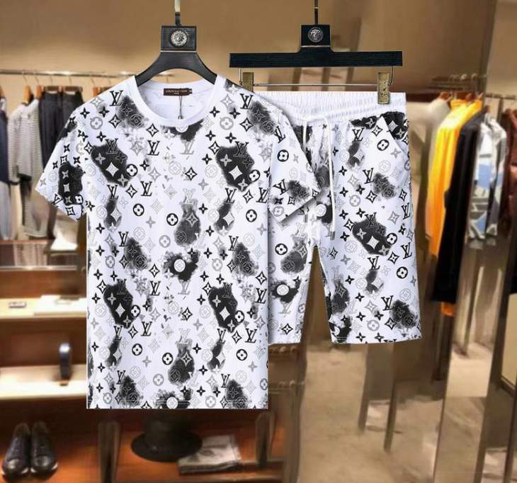 Picture of LV Shirt Pant Suits _SKULVM-3XL8qn7523268